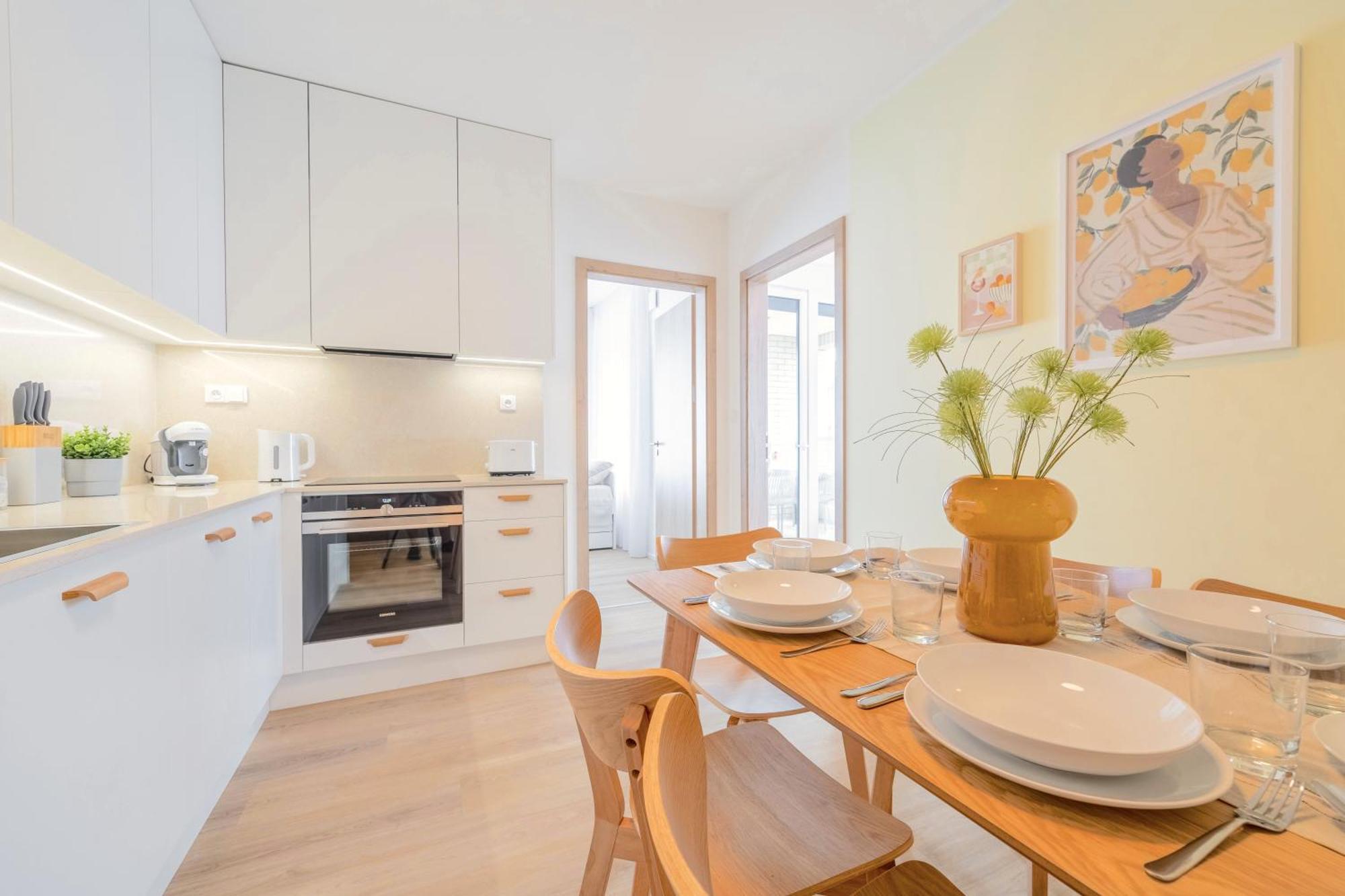 Bright 2Br - 4Th Floor, Balcony, Free Parking By Gravity Prague Apartment Екстериор снимка