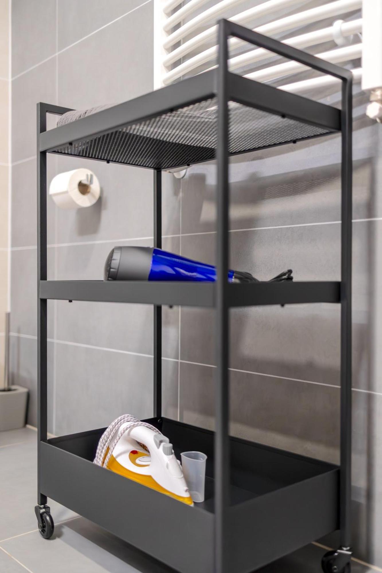 Bright 2Br - 4Th Floor, Balcony, Free Parking By Gravity Prague Apartment Екстериор снимка