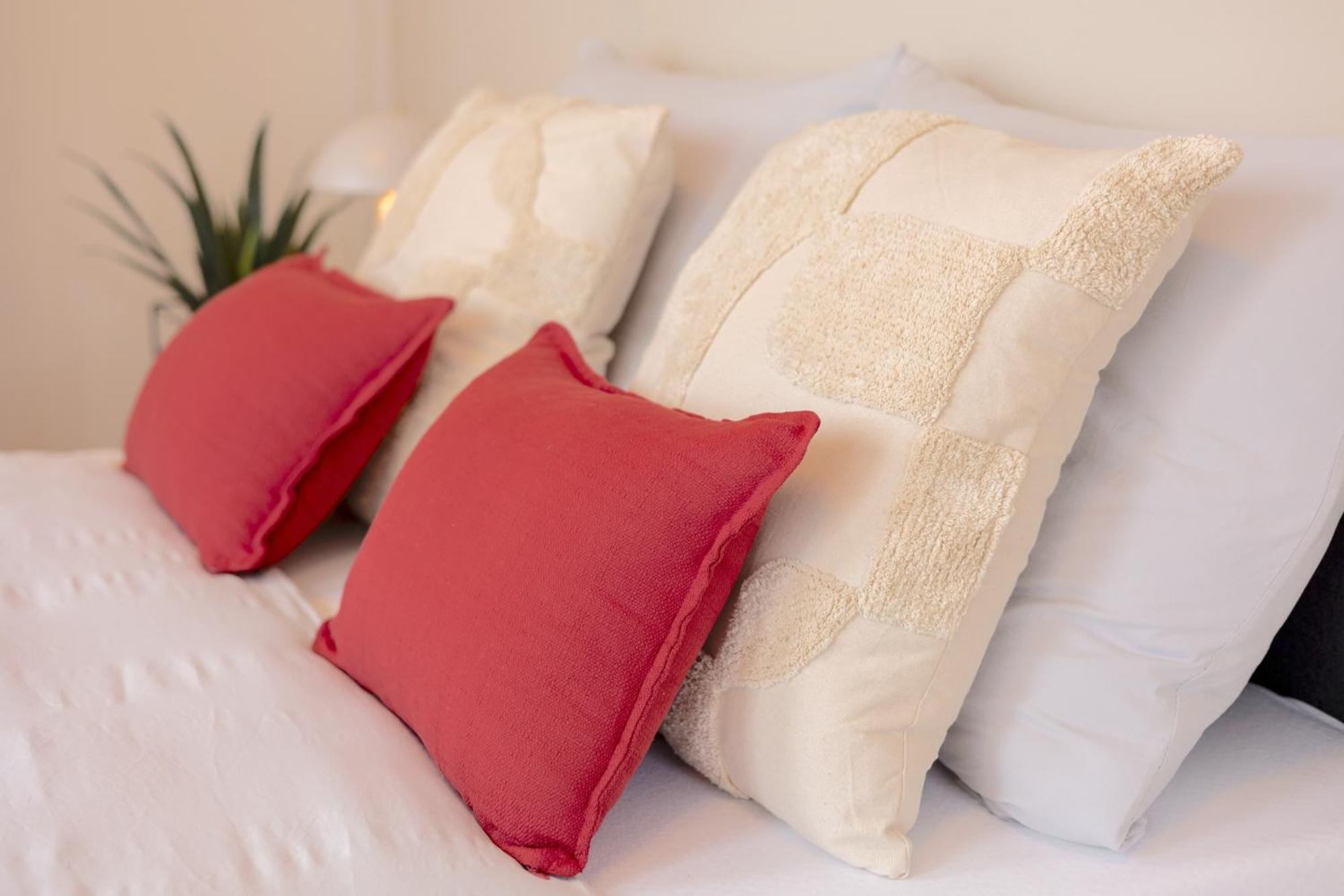 Bright 2Br - 4Th Floor, Balcony, Free Parking By Gravity Prague Apartment Екстериор снимка